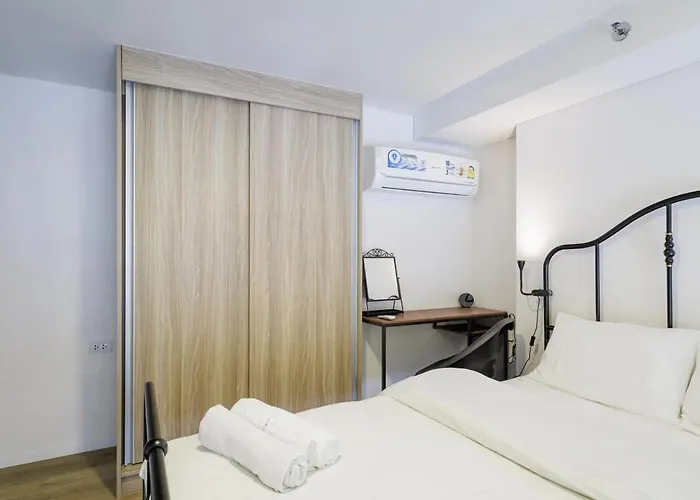 Apartment Luxury Loft- Spacious Condo- Fast Wi-fi 5 Min Bts! *