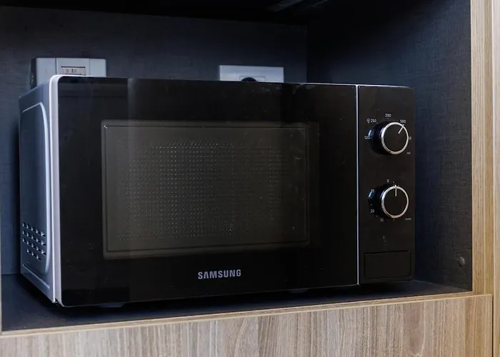 Luxury Loft- Spacious Condo- Fast Wi-fi 5 Min Bts! Apartment Bangkok