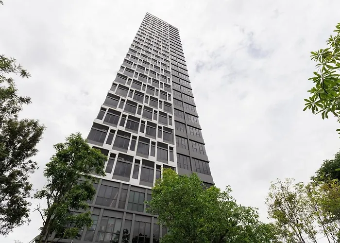 Luxury Loft- Spacious Condo- Fast Wi-fi 5 Min Bts! Apartment Bangkok