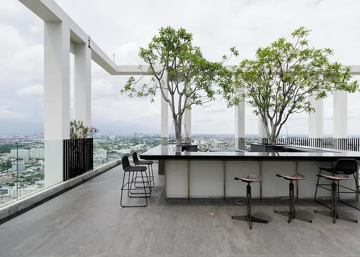 Luxury Loft- Spacious Condo- Fast Wi-fi 5 Min Bts! Apartment